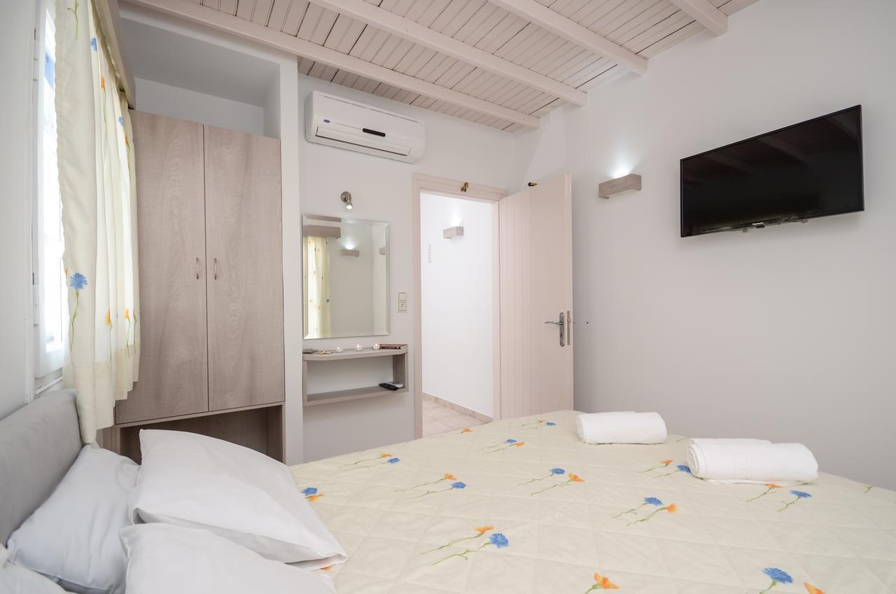 Pension Elena Agia Anna  Exterior photo