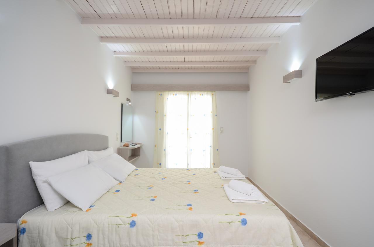 Pension Elena Agia Anna  Exterior photo